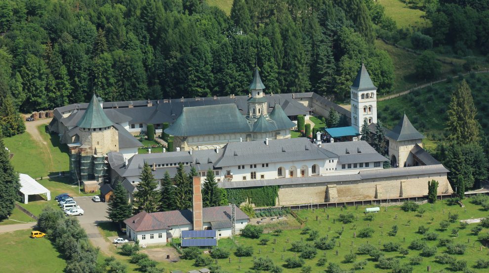 Монастир Путна